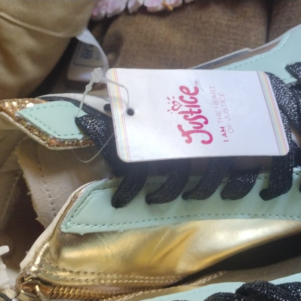 High top Justice Sneakers for Big Girls Size 6 - Picture 3 of 4